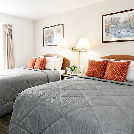 Intown Suites Extended Stay Atlanta Ga - Снелвил Екстериор снимка